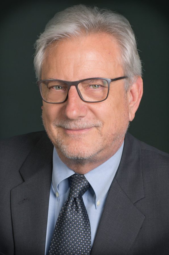 bob peterson headshot